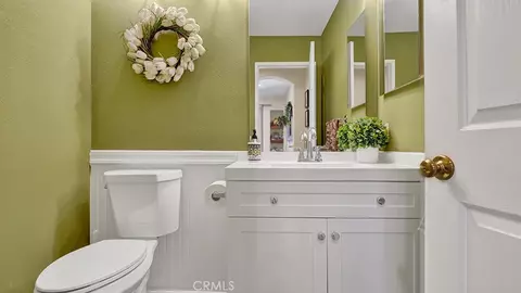 Bath - 933 Somerville, Irvine, CA 92620 photo 4 of 4