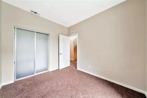 Bedroom - 563 W Maple Ave, Orange, CA 92868 photo 5 of 7