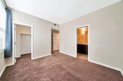 Bedroom - 563 W Maple Ave, Orange, CA 92868 photo 3 of 7