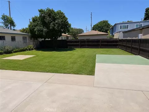 2345 W Cameron, Long Beach, CA 90810 photo 2