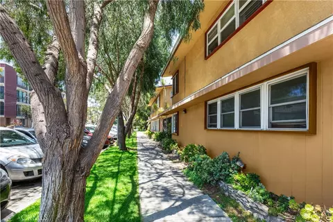 Exterior - 2075 E Appleton St #17, Long Beach, CA 90803 photo 1 of 7