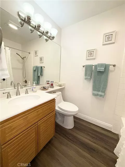 Bath - 8215 E White Oak Rdg #33, Orange, CA 92869 photo 2 of 3