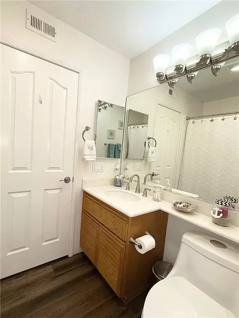 Bath - 8215 E White Oak Rdg #33, Orange, CA 92869 photo 3 of 3