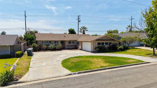 5041 Ridglea Ave, Buena Park, CA 90621