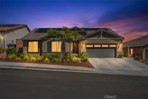16647 Evelyn Pl, Lake Elsinore, CA 92530