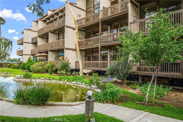7106 Marina Pacifica Dr S, Long Beach, CA 90803