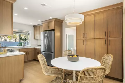 Kitchen - 11 Thunder Trl #6, Irvine, CA 92614 photo 2 of 4