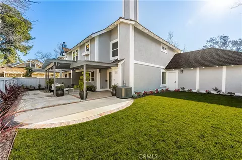 Exterior - 11 Thunder Trl #6, Irvine, CA 92614 photo 8 of 9