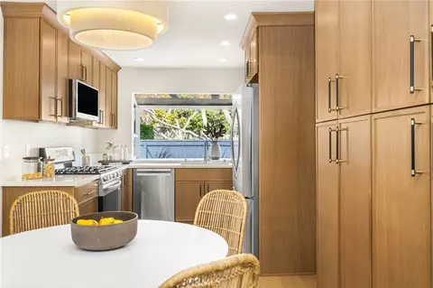 Kitchen - 11 Thunder Trl #6, Irvine, CA 92614 photo 1 of 4