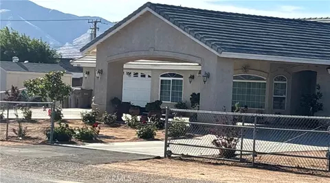 Exterior - 18261 Preston St, Hesperia, CA 92345 photo 2 of 10