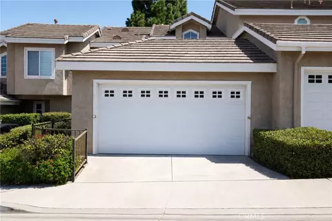 889 S Sapphire Ln, Anaheim, CA 92807