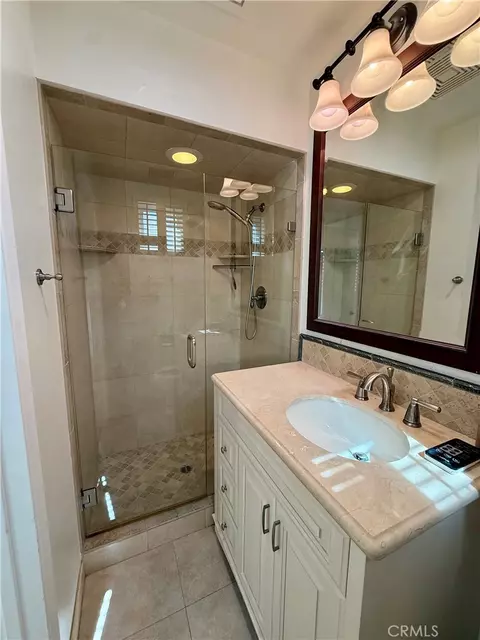 Bath - 14842 Deanann, Westminster, CA 92683 photo 2 of 2