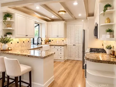 Kitchen - 14842 Deanann, Westminster, CA 92683 photo 1 of 2