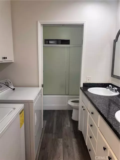 14033 Anderson, Paramount, CA 90723 photo 5