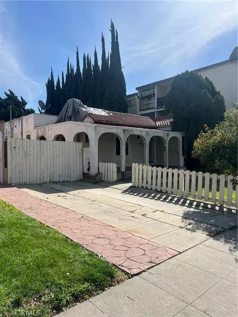 8136 Bright Ave, Whittier, CA 90602