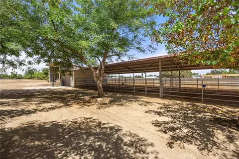 Exterior - 1920 Gratton St, Riverside, CA 92504 photo 21 of 26