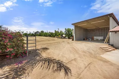 Exterior - 1920 Gratton St, Riverside, CA 92504 photo 22 of 26