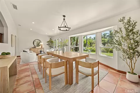 Dining - 1920 Gratton St, Riverside, CA 92504 photo 1 of 3