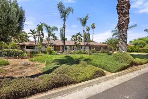 Exterior - 1920 Gratton St, Riverside, CA 92504 photo 3 of 26