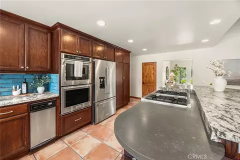 Kitchen - 1920 Gratton St, Riverside, CA 92504 photo 5 of 6