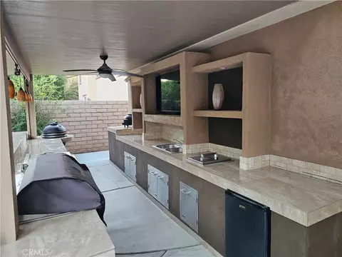 Kitchen - 84499 Onda, Indio, CA 92203 photo 4 of 8