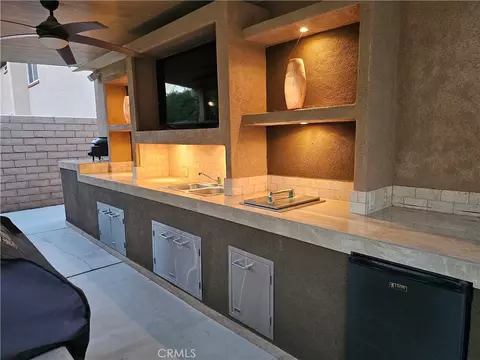 Kitchen - 84499 Onda, Indio, CA 92203 photo 2 of 8