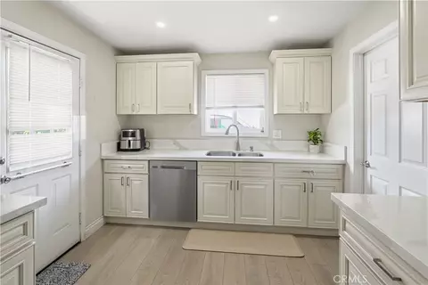 Kitchen - 9444 Cedar, Bloomington, CA 92316 photo 3 of 3