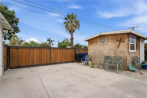 Exterior - 9444 Cedar, Bloomington, CA 92316 photo 5 of 6