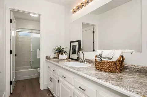 Bath - 397 S Schug, Orange, CA 92869 photo 6 of 6