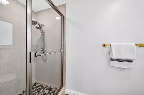 Bath - 2217 Serrano Pl, Fullerton, CA 92833 photo 2 of 7