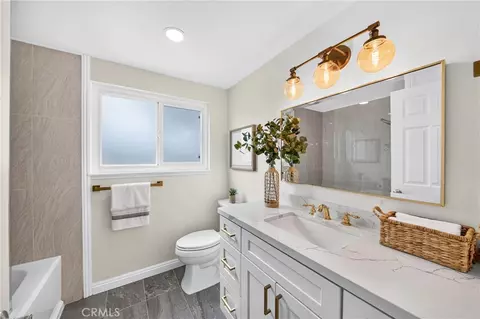 Bath - 2217 Serrano Pl, Fullerton, CA 92833 photo 4 of 7