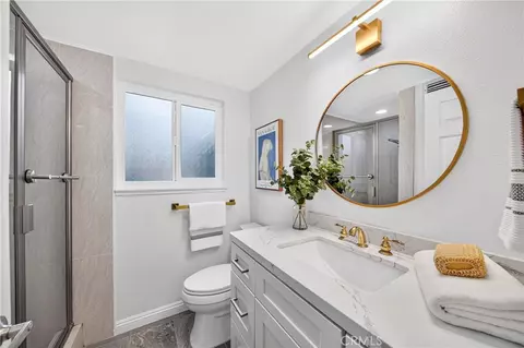 Bath - 2217 Serrano Pl, Fullerton, CA 92833 photo 6 of 7