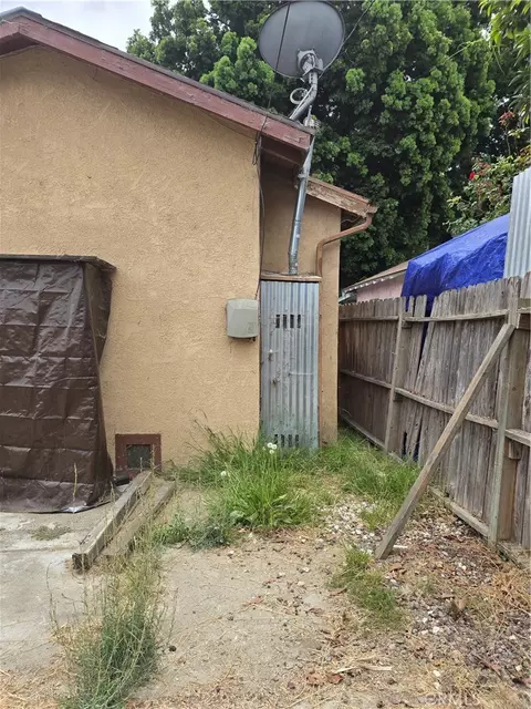 363 E Morningside, Long Beach, CA 90805 photo 8