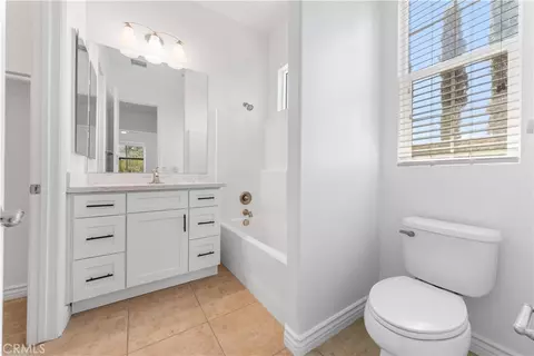 Bath - 13515 Brittle Brush Ct, Rancho Cucamonga, CA 91739 photo 2 of 2