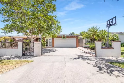 1401 S Joane Way, Santa Ana, CA 92704