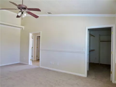 Bedroom - 7445 El Mnr, Hesperia, CA 92344 photo 5 of 6