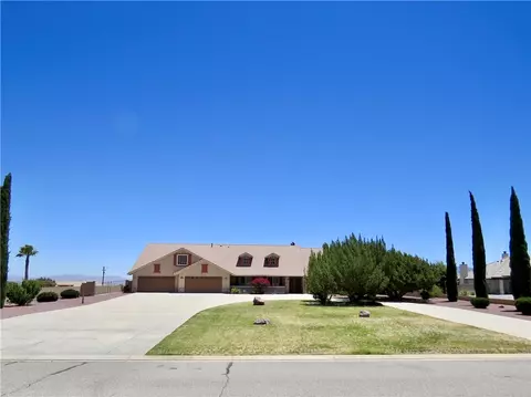 Exterior - 7445 El Mnr, Hesperia, CA 92344 photo 7 of 18