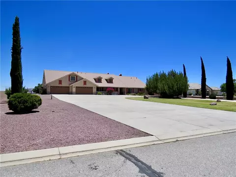 Exterior - 7445 El Mnr, Hesperia, CA 92344 photo 5 of 18