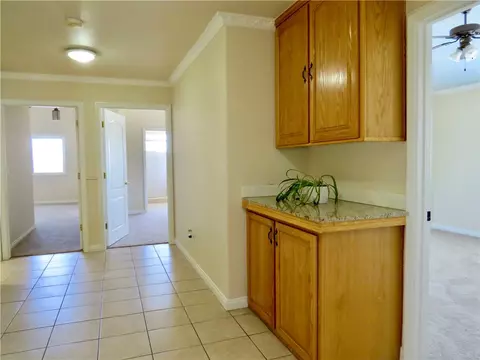 Entry Way - 7445 El Mnr, Hesperia, CA 92344 photo 4 of 6