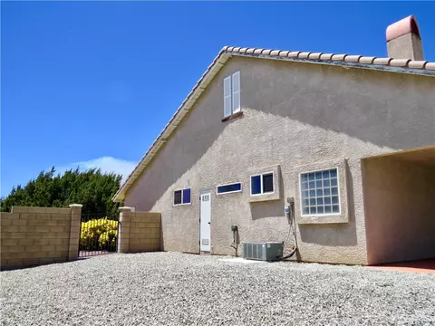 Exterior - 7445 El Mnr, Hesperia, CA 92344 photo 15 of 18
