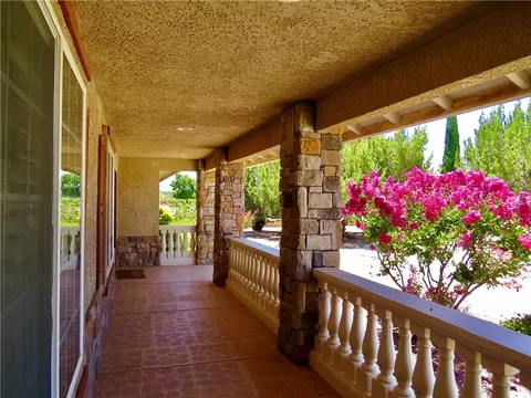 Exterior - 7445 El Mnr, Hesperia, CA 92344 photo 6 of 18
