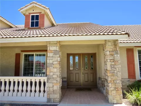 Exterior - 7445 El Mnr, Hesperia, CA 92344 photo 3 of 18