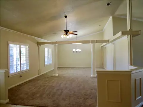 Living - 7445 El Mnr, Hesperia, CA 92344 photo 5 of 8