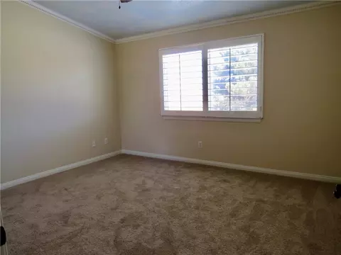 Bedroom - 7445 El Mnr, Hesperia, CA 92344 photo 4 of 6
