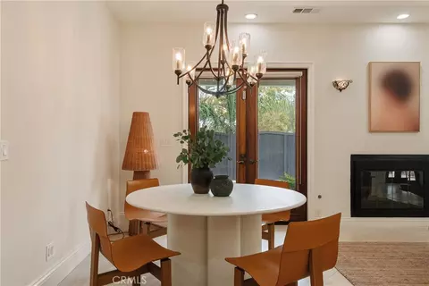 Dining - 839 E 37th, Long Beach, CA 90807 photo 1 of 3