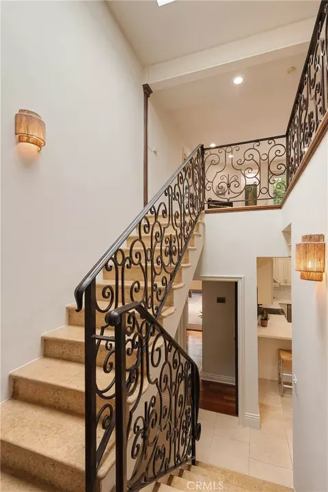 Entry Way - 839 E 37th, Long Beach, CA 90807 photo 4 of 5