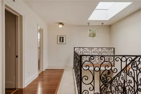 Entry Way - 839 E 37th, Long Beach, CA 90807 photo 5 of 5