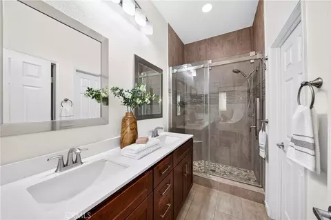 Bath - 2256 Clark, Fullerton, CA 92833 photo 2 of 2
