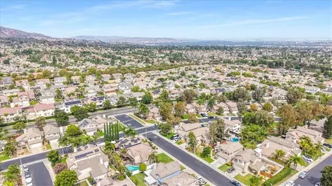 View/Area - 975 Solano, Corona, CA 92882 photo 5 of 6