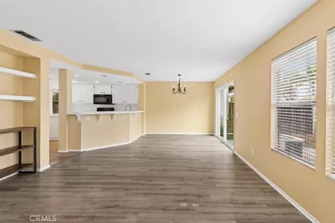 Living - 975 Solano, Corona, CA 92882 photo 8 of 9